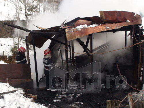 Foto: incendiu Nistru (c) eMaramures.ro